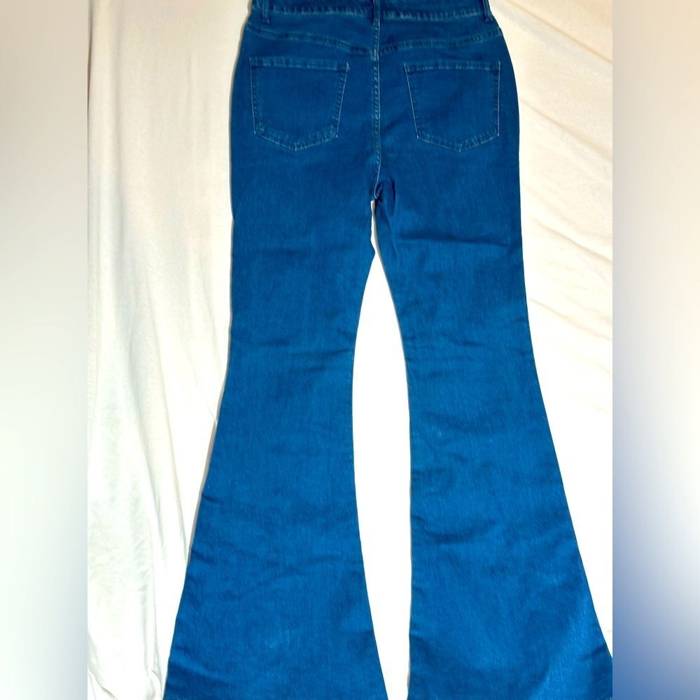 Forever 21 Los Angeles flare leg jeans women’s 31